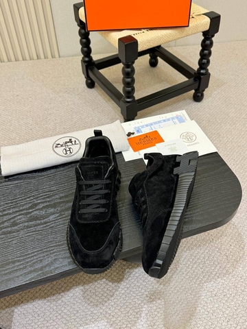 Hermes кроссовки артикул 905129BK в интернет-магазине «GLOBESTYLE»