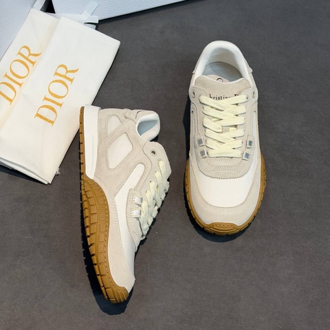 Dior кроссовки артикул 875642TG в интернет-магазине «GLOBESTYLE»