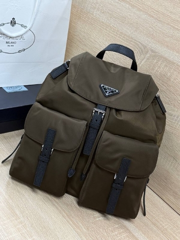 Prada рюкзак артикул 881137DL в интернет-магазине «GLOBESTYLE»