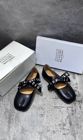 Maison Margiela балетки артикул 663487EQ в интернет-магазине «GLOBESTYLE»