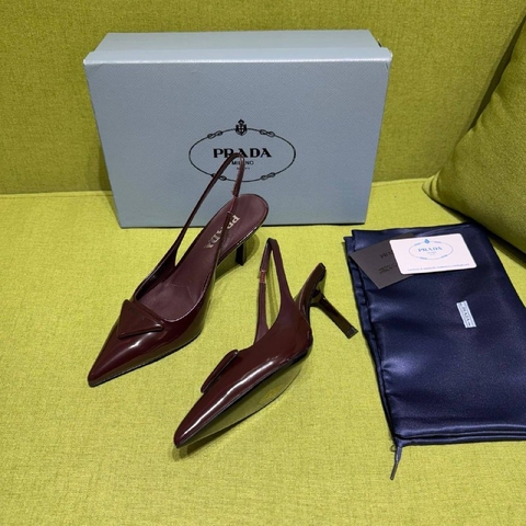 Prada туфли артикул 511800LR в интернет-магазине «GLOBESTYLE»