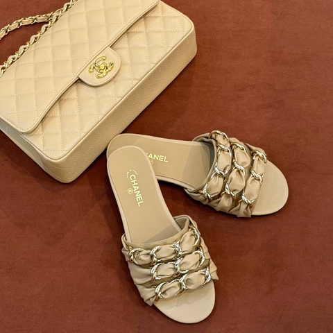 Chanel шлепанцы артикул 813517XS в интернет-магазине «GLOBESTYLE»