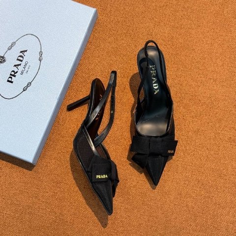 Prada туфли артикул 419979VY в интернет-магазине «GLOBESTYLE»