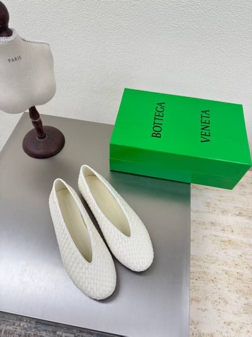 Bottega Veneta балетки артикул 825060GR в интернет-магазине «GLOBESTYLE»