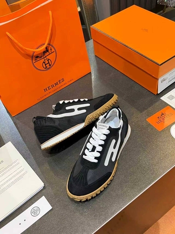 Hermes кроссовки артикул 628617GT в интернет-магазине «GLOBESTYLE»