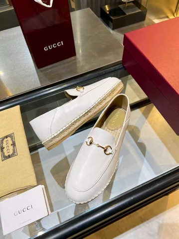 Gucci лоферы артикул 595501VJ в интернет-магазине «GLOBESTYLE»