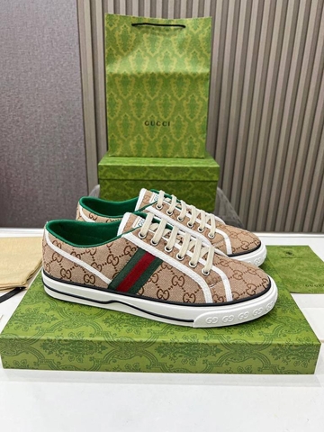 Gucci кеды артикул 726657LD в интернет-магазине «GLOBESTYLE»