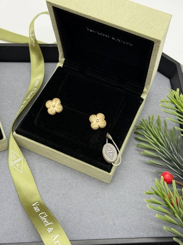 Van Cleef & Arpels серьги артикул 242104QV в интернет-магазине «GLOBESTYLE»