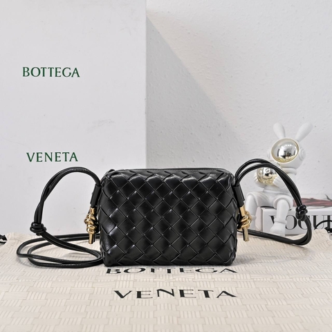 Bottega Veneta сумка артикул 806339RY в интернет-магазине «GLOBESTYLE»