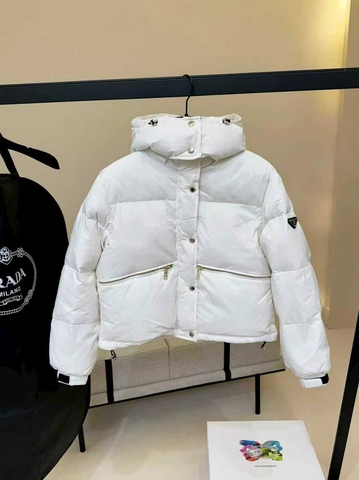 Prada пуховик 692249WO в GLOBESTYLE