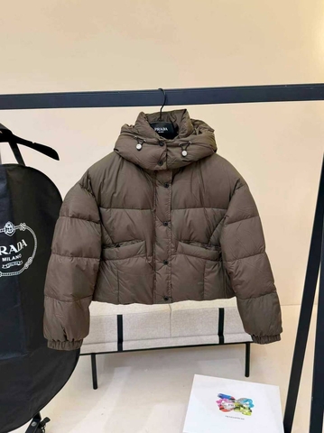 Prada пуховик 524188QR в GLOBESTYLE