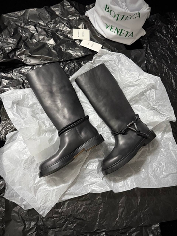 Bottega Veneta James сапоги артикул 160846YI в интернет-магазине «GLOBESTYLE»