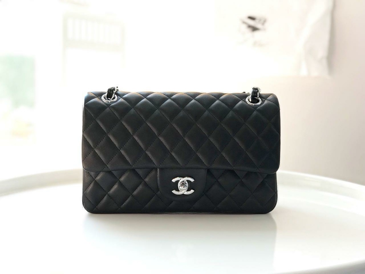 Chanel сумка черный натуральная кожа  в «Globestyle» арт.9739QF