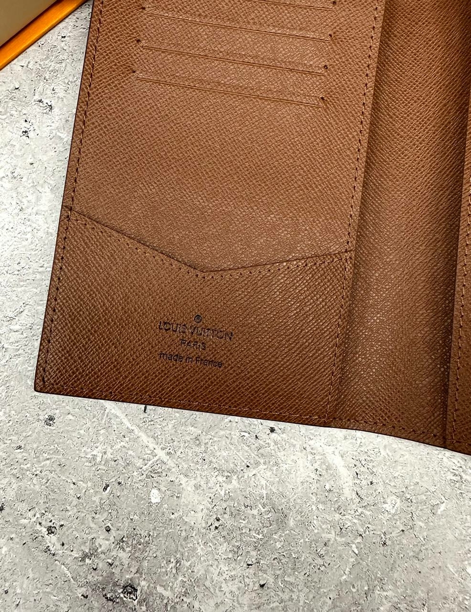 Louis Vuitton обложка на паспорт #6 в «Globestyle» арт.940110DM