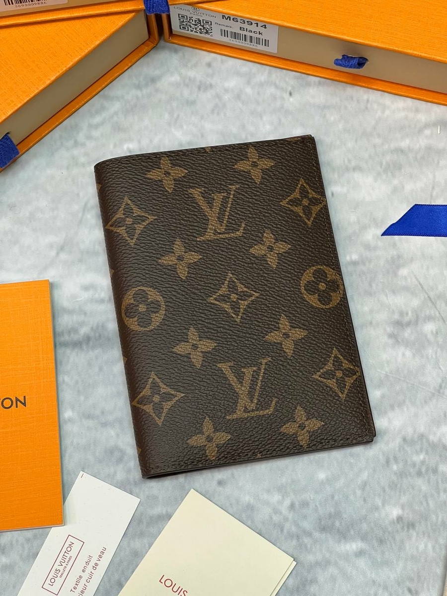 Louis Vuitton обложка на паспорт #3 в «Globestyle» арт.701844ID