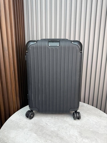 Rimowa Distinct cabin чемодан артикул 339518PD в интернет-магазине «GLOBESTYLE»