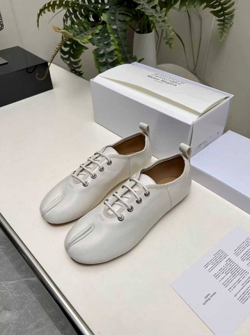 Maison Margiela лоферы женские натуральная кожа летние весенние / осенние белые премиум 156308CU