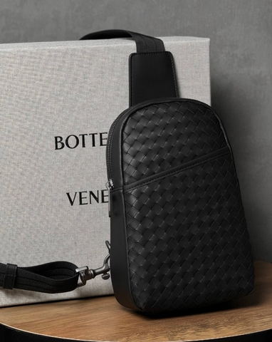 Bottega Veneta портфель мужские 929996JE в GLOBESTYLE