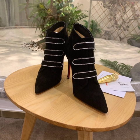 Christian Louboutin ботильоны артикул 844853YA в интернет-магазине «GLOBESTYLE»