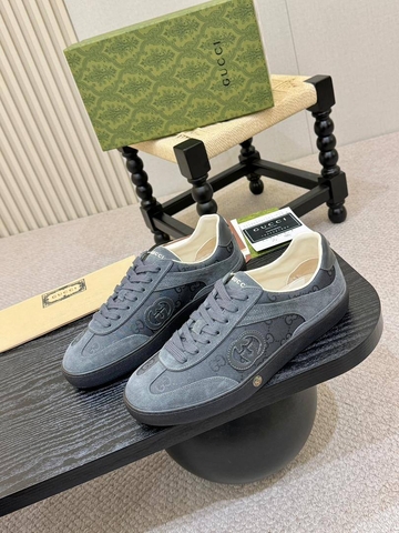 Gucci кроссовки артикул 753282WV в интернет-магазине «GLOBESTYLE»