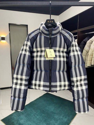 Burberry пуховик женские зимние весенние / осенние синие премиум 536127IE