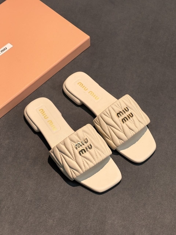 Miu Miu шлепанцы женские натуральная кожа летние бежевые премиум 832826NT