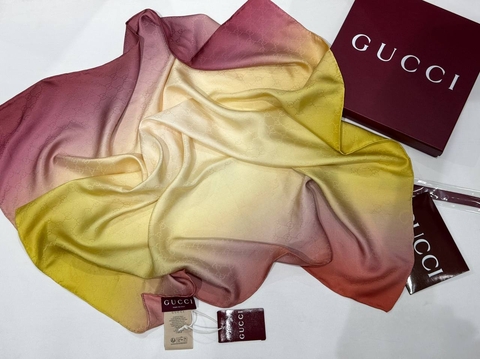 Gucci платок артикул 154661SP в интернет-магазине «GLOBESTYLE»