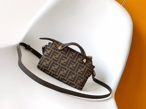 Fendi By the way Soft Mini сумка 314794MU в GLOBESTYLE