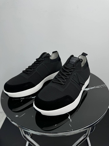 Kiton кроссовки артикул 948368XP в интернет-магазине «GLOBESTYLE»