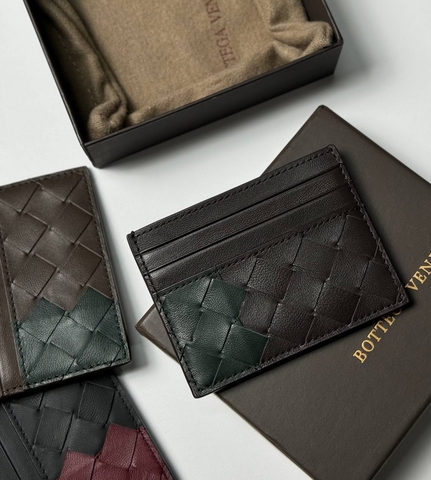 Bottega Veneta картхолдер артикул 861273LI в интернет-магазине «GLOBESTYLE»