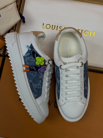 Louis Vuitton Time Out кроссовки женские натуральная кожа текстиль летние весенние / осенние белые премиум 128439VZ