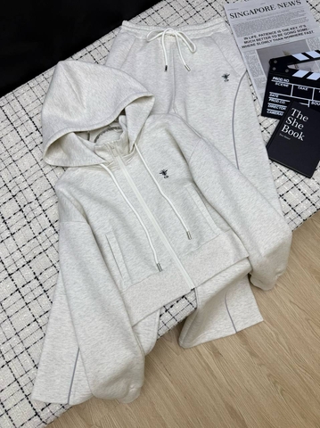 Dior костюм женская 442083IX в GLOBESTYLE