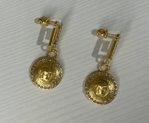 Versace серьги артикул 966858ON в интернет-магазине «GLOBESTYLE»