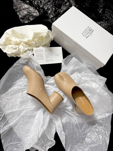 Maison Margiela мюли женские натуральная кожа летние бежевые премиум 415625KE