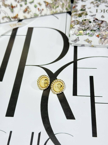 Dior серьги артикул 809838JA в интернет-магазине «GLOBESTYLE»