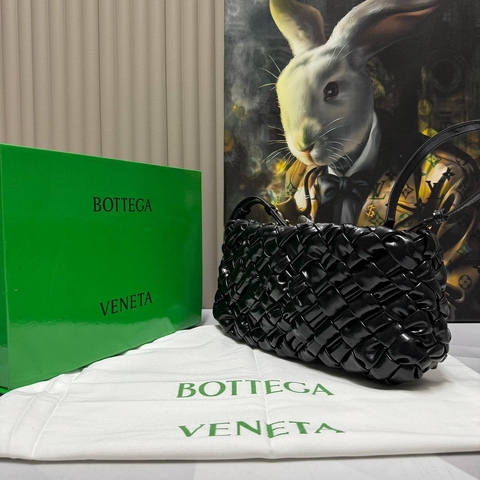 Bottega Veneta сумка женские натуральная кожа черные люкс 614717VS