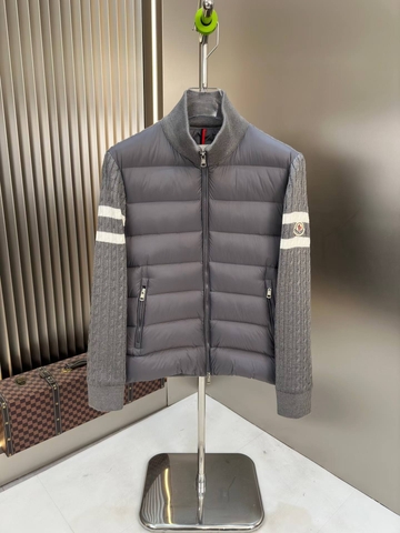 Moncler кардиган мужская 145491NU в GLOBESTYLE