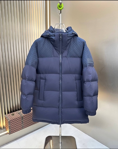 Louis Vuitton пуховик мужская 443840OF в GLOBESTYLE
