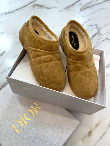 Dior угги артикул 480182HM в интернет-магазине «GLOBESTYLE»