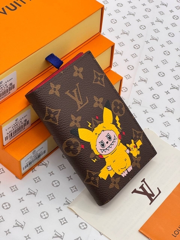 Louis Vuitton обложка на паспорт 195774MF в GLOBESTYLE