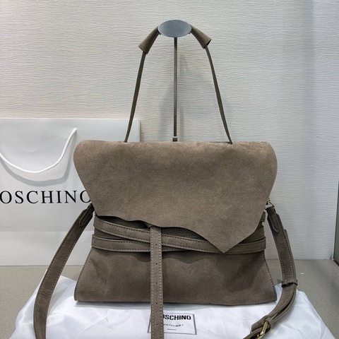 Moschino сумка артикул 479825BT в интернет-магазине «GLOBESTYLE»