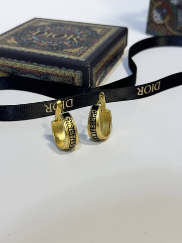 Dior серьги 990453WY в GLOBESTYLE