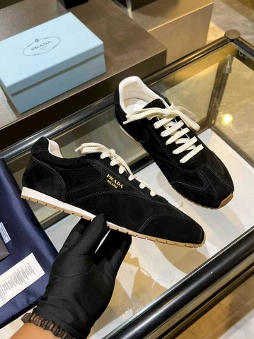 Prada кроссовки артикул 598057TE в интернет-магазине «GLOBESTYLE»