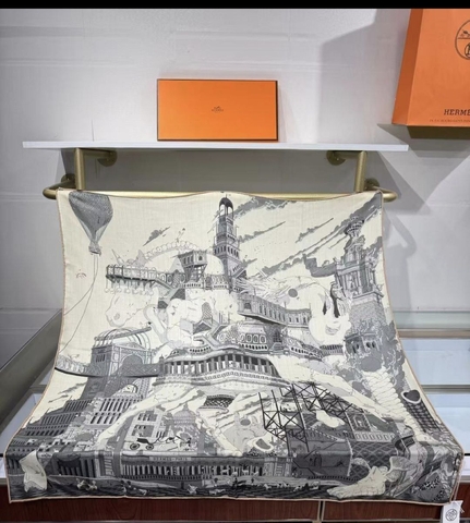 Hermes платок артикул 733642XU в интернет-магазине «GLOBESTYLE»