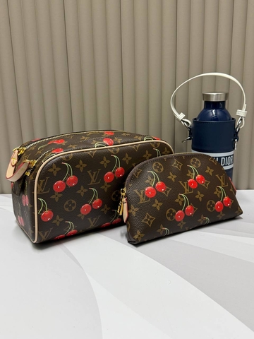 Louis Vuitton косметичка 528235XI в GLOBESTYLE