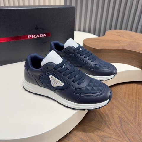 Prada кроссовки артикул 628957AL в интернет-магазине «GLOBESTYLE»