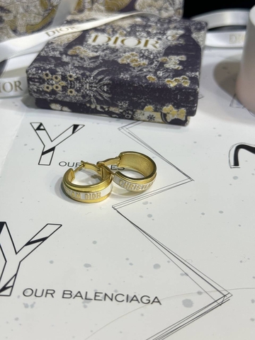 Dior серьги 661754UW в GLOBESTYLE