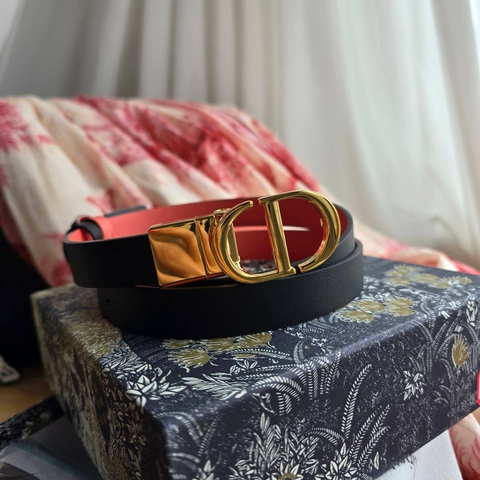 Dior ремень  женские 200020OA в GLOBESTYLE