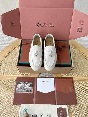 Loro Piana Summer Charms Walk лоферы женские натуральная замша летние весенние / осенние бежевые белые премиум 235425QN