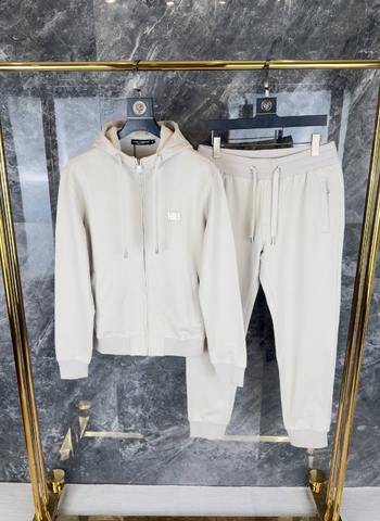 Dolce & Gabbana костюм артикул 796450IO в интернет-магазине «GLOBESTYLE»